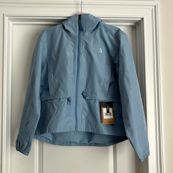 The North Face Jackets & Blazers - THE NORTH FACE WOMAN JACKET NWT